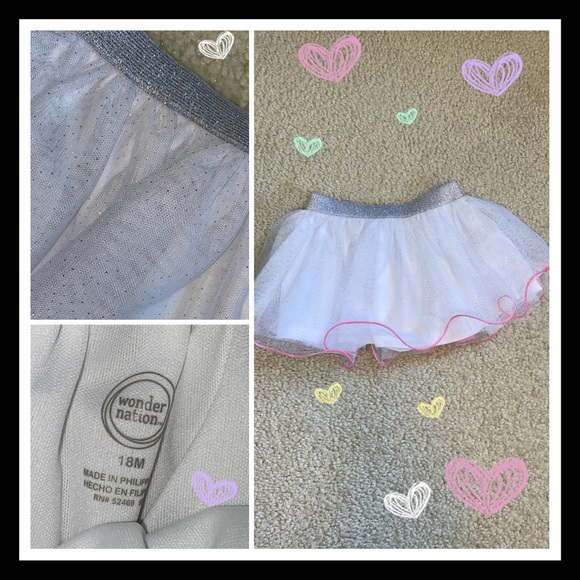 Bundle of Girls Clothes Size 18 Months 10+ Items - Picture 2 of 16